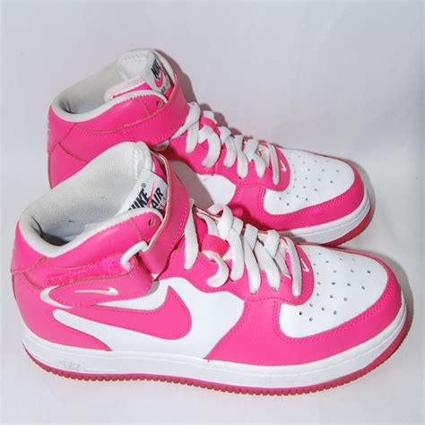 nike sneaker pink|best pink and blue sneakers.